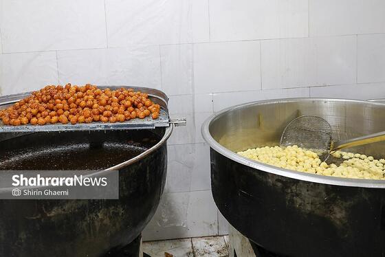 گزارش تصویری | کارگاه پخت زولبیا و بامیه در ماه مبارک رمضان