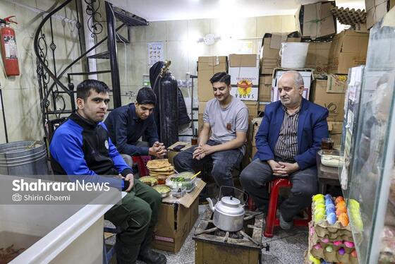 گزارش تصویری | صفای سفره‌های ساده افطار