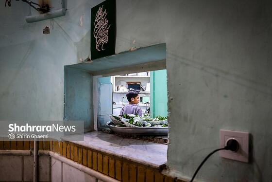 گزارش تصویری | افطاری ساده، مسجد المنتظر