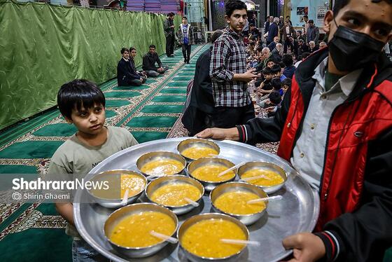 گزارش تصویری | افطاری ساده، مسجد المنتظر