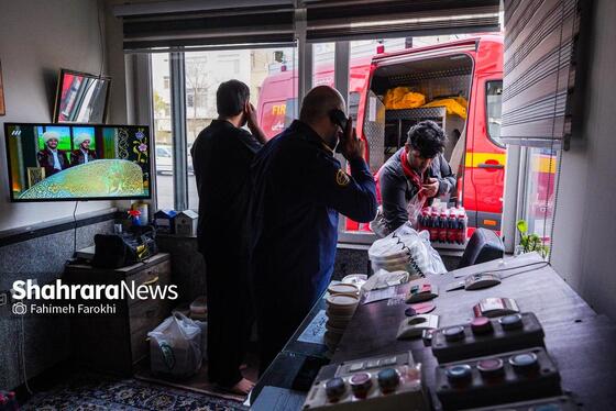 گزارش تصویری | افطاری ساده،آتش‌نشانان