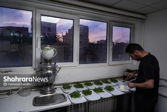 گزارش تصویری | افطاری ساده،آتش‌نشانان