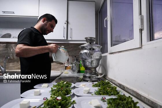 گزارش تصویری | افطاری ساده،آتش‌نشانان