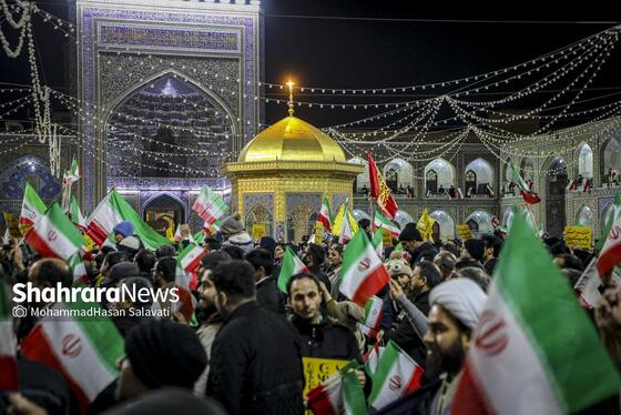 گزارش تصویری | اجتماع مردم مشهد در محکومیت حملات آمریکایی، صهیونی به ایران در حرم مطهر رضوی