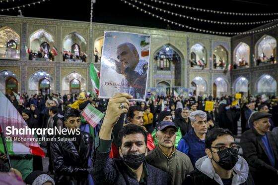 گزارش تصویری | اجتماع مردم مشهد در محکومیت حملات آمریکایی، صهیونی به ایران در حرم مطهر رضوی