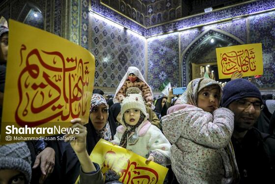 گزارش تصویری | اجتماع مردم مشهد در محکومیت حملات آمریکایی، صهیونی به ایران در حرم مطهر رضوی