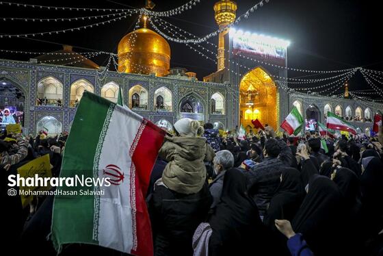 گزارش تصویری | اجتماع مردم مشهد در محکومیت حملات آمریکایی، صهیونی به ایران در حرم مطهر رضوی