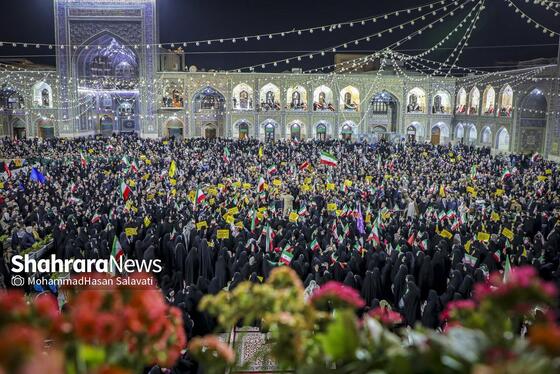 گزارش تصویری | اجتماع مردم مشهد در محکومیت حملات آمریکایی، صهیونی به ایران در حرم مطهر رضوی