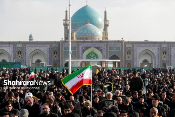 گزارش تصویری | عزاداری شهادت رهبر معظم انقلاب اسلامی، در حرم امام‌رضا (ع) - ۲