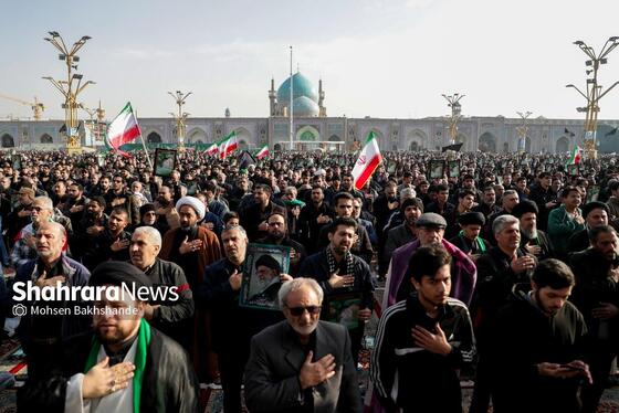 گزارش تصویری | عزاداری شهادت رهبر معظم انقلاب اسلامی، در حرم امام‌رضا (ع) - ۲