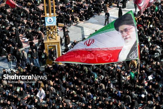گزارش تصویری | عزاداری شهادت رهبر معظم انقلاب اسلامی، در حرم امام‌رضا (ع) - ۲