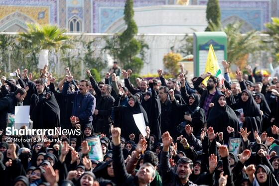 گزارش تصویری | عزاداری شهادت رهبر معظم انقلاب اسلامی، در حرم امام‌رضا (ع) - ۲