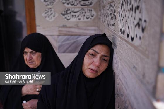 گزارش تصویری | موج عشق و اشک در عزای شهادت رهبر معظم انقلاب اسلامی، در حرم امام‌رضا (ع)