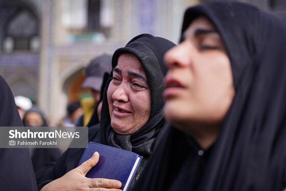 گزارش تصویری | موج عشق و اشک در عزای شهادت رهبر معظم انقلاب اسلامی، در حرم امام‌رضا (ع)