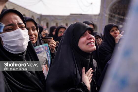 گزارش تصویری | موج عشق و اشک در عزای شهادت رهبر معظم انقلاب اسلامی، در حرم امام‌رضا (ع)