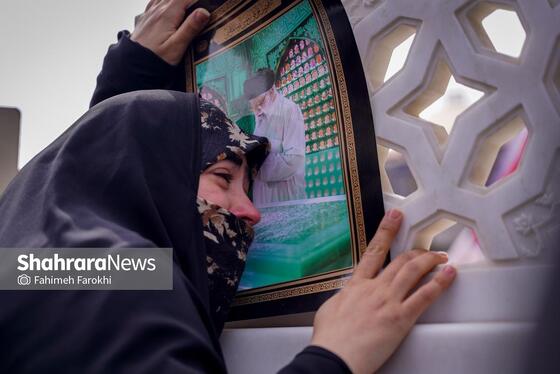 گزارش تصویری | موج عشق و اشک در عزای شهادت رهبر معظم انقلاب اسلامی، در حرم امام‌رضا (ع)