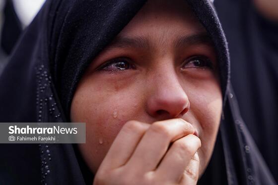 گزارش تصویری | موج عشق و اشک در عزای شهادت رهبر معظم انقلاب اسلامی، در حرم امام‌رضا (ع)