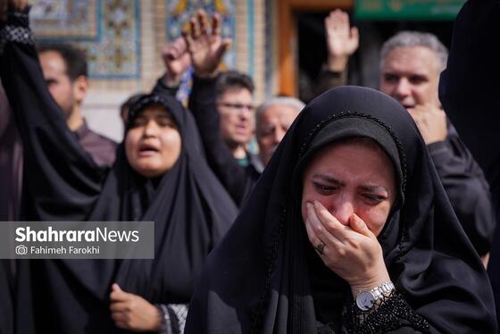 گزارش تصویری | موج عشق و اشک در عزای شهادت رهبر معظم انقلاب اسلامی، در حرم امام‌رضا (ع)