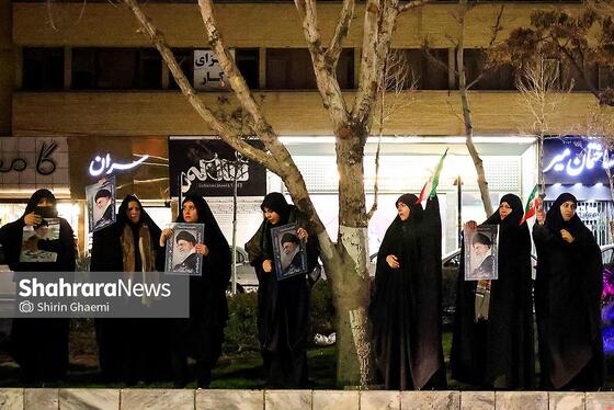 گزارش تصویری اولین شب سوگواری مردم به مناسبت شهادت مقام معظم رهبری