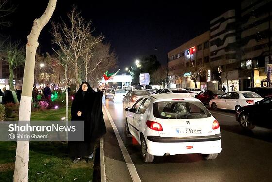 گزارش تصویری اولین شب سوگواری مردم به مناسبت شهادت مقام معظم رهبری