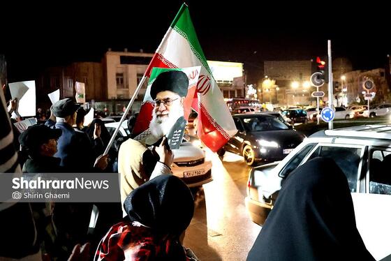 گزارش تصویری اولین شب سوگواری مردم به مناسبت شهادت مقام معظم رهبری