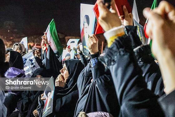 گزارش تصویری اولین شب سوگواری مردم به مناسبت شهادت مقام معظم رهبری