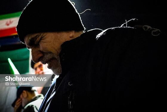 گزارش تصویری اولین شب سوگواری مردم به مناسبت شهادت مقام معظم رهبری