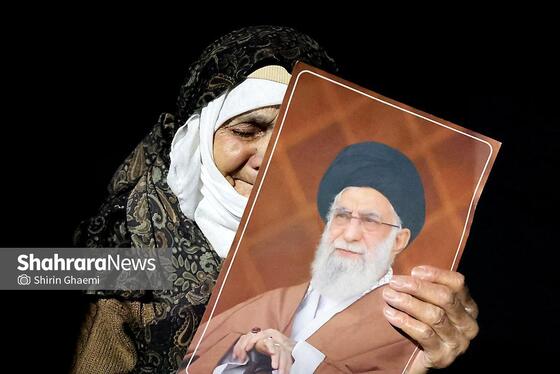 گزارش تصویری اولین شب سوگواری مردم به مناسبت شهادت مقام معظم رهبری