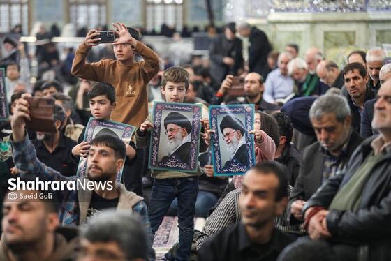 گزارش تصویری | حضور باشکوه مردم در مراسم عزاداری شهادت قائد امت در حرم امام‌رضا(ع)