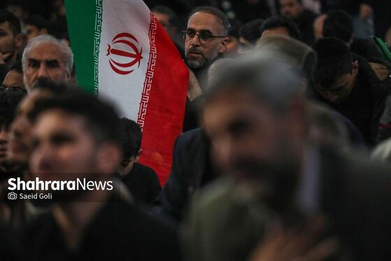 گزارش تصویری | حضور باشکوه مردم در مراسم عزاداری شهادت قائد امت در حرم امام‌رضا(ع)