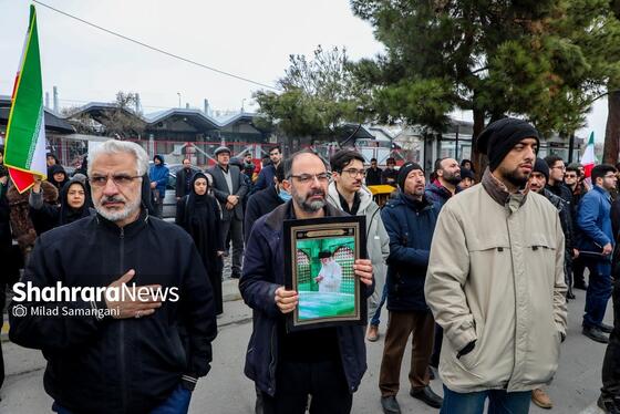 گزارش تصویری | تجمع دانشجویان مشهد در حمایت از پاسخ ایران به تجاوز آمریکایی - صهیونیستی به کشور (۱۲ اسفند ۱۴۰۴)