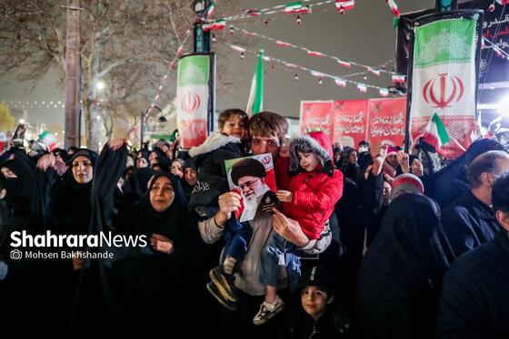 گزارش تصویری | مشهد ایستاده در کنار مدافعان وطن -۲