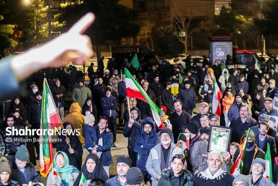 گزارش تصویری | مشهد ایستاده در کنار مدافعان وطن -۲