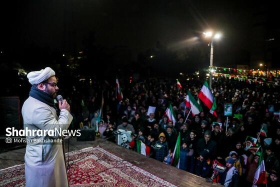 گزارش تصویری | مشهد ایستاده در کنار مدافعان وطن -۲