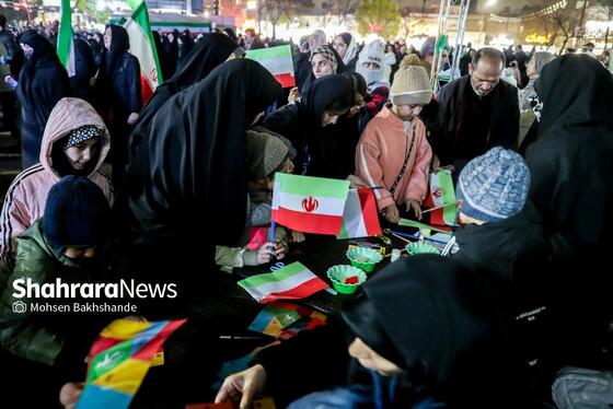 گزارش تصویری | مشهد ایستاده در کنار مدافعان وطن -۲