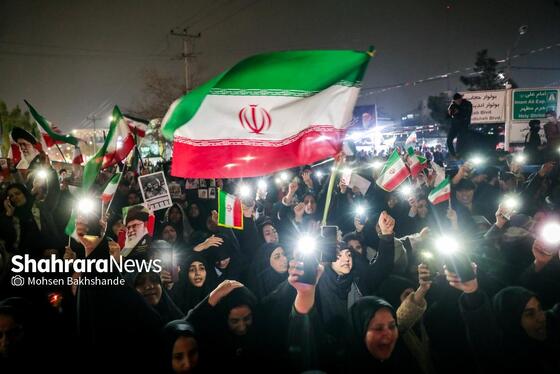 گزارش تصویری | مشهد ایستاده در کنار مدافعان وطن -۲