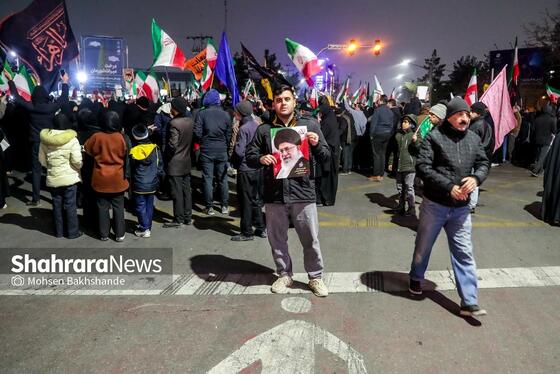 گزارش تصویری | مشهد ایستاده در کنار مدافعان وطن -۲