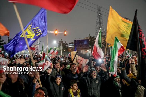 گزارش تصویری | مشهد ایستاده در کنار مدافعان وطن -۲