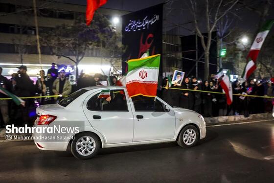 گزارش تصویری | مشهد ایستاده در کنار مدافعان وطن - ۳