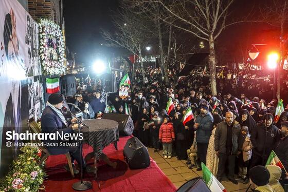 گزارش تصویری | مشهد ایستاده در کنار مدافعان وطن - ۳