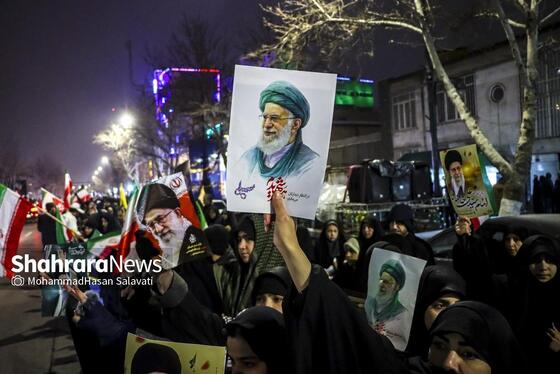 گزارش تصویری | مشهد ایستاده در کنار مدافعان وطن - ۳