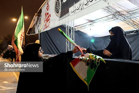 گزارش تصویری | مشهد ایستاده در کنار مدافعان وطن - ۴