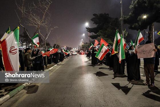 گزارش تصویری | مشهد ایستاده در کنار مدافعان وطن - ۴