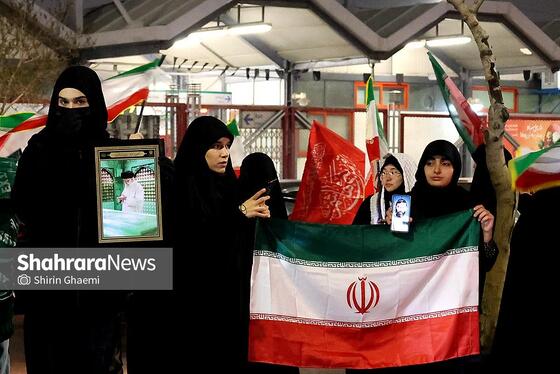 گزارش تصویری | مشهد ایستاده در کنار مدافعان وطن - ۴