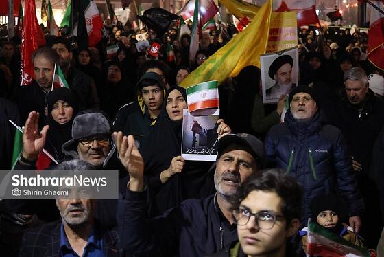 گزارش تصویری | مشهد ایستاده در کنار مدافعان وطن - ۴