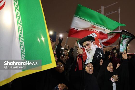 گزارش تصویری | مشهد ایستاده در کنار مدافعان وطن - ۴