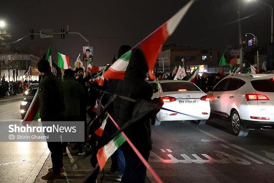 گزارش تصویری | مشهد ایستاده در کنار مدافعان وطن - ۴