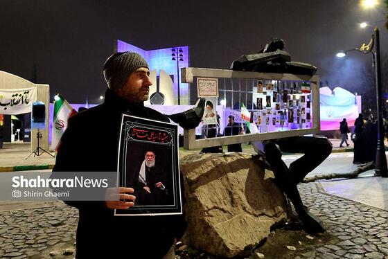 گزارش تصویری | مشهد ایستاده در کنار مدافعان وطن - ۴