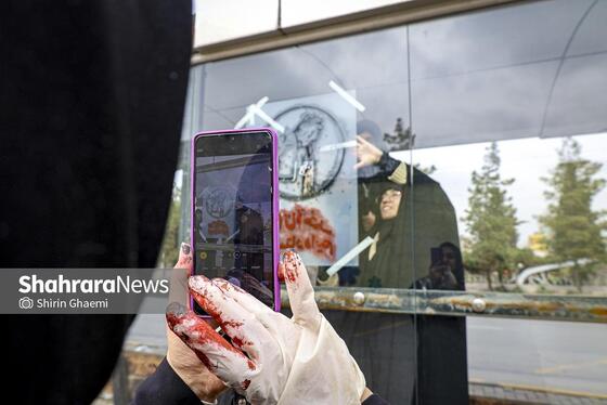 گزارش تصویری | فعالیت هنری دانشجویان و بانوان در سوگ رهبر شهید انقلاب