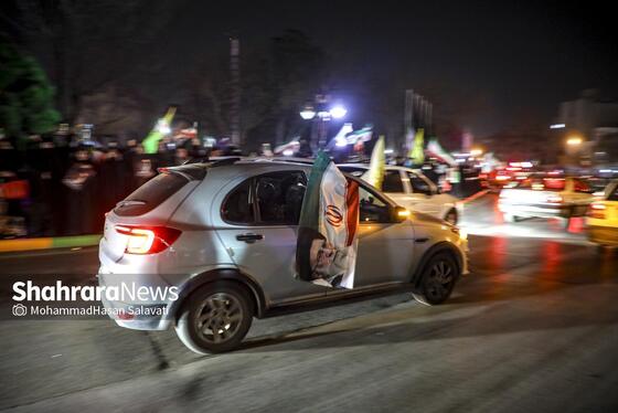 گزارش تصویری | حضور پرشور مردم مشهد در اجتماع خودجوش خونخواهی امام شهید امت ۱
